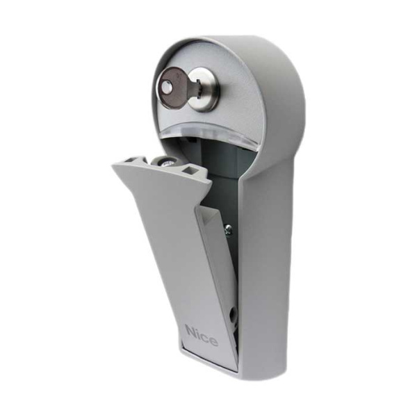 KIO, внешний разблокиратор с ключом (для приводов РОР, HYPPO, HYKE), нужно комплектовать троссом КА1