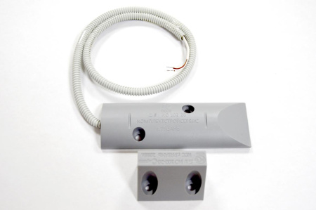 ИО 102-20А2П(2), извещатель магнитоконтактный, пластиковый корпус, выводы в защитном рукаве из пластмассы