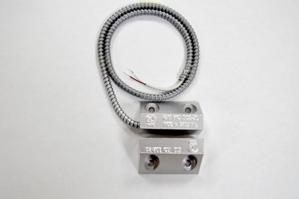 ИО 102-20Б2М(3), извещатель магнитоконтактный,  металлический корпус, выводы в защитном рукаве из металла