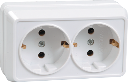 Розетка РС22-3-ОБ 2-местная с з/к 16А открытой установки ОКТАВА (белый) Розетка РС22-3-ОБ 2-местная с з/к 16А открытой установки ОКТАВА (белый)